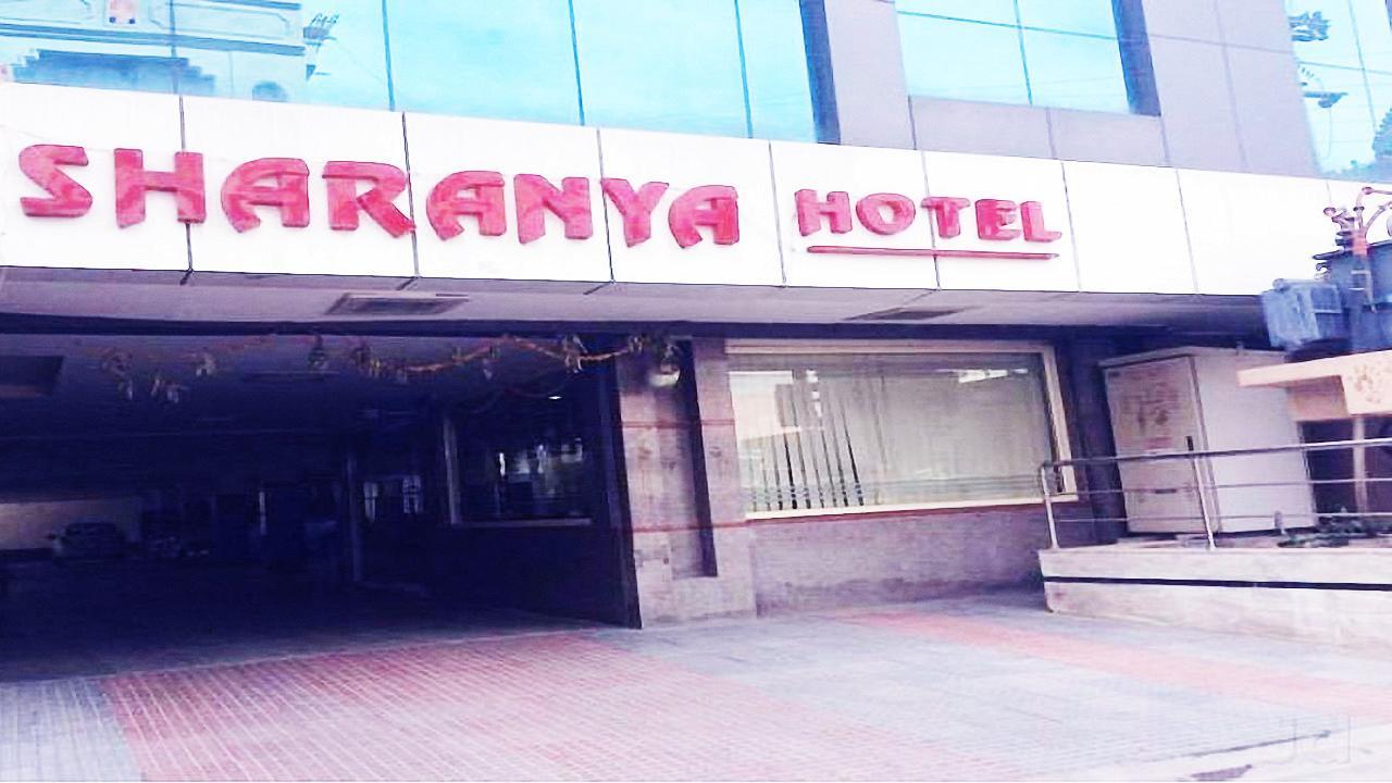 Sharanya Hotel Warangal Exteriér fotografie